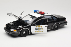 Chevrolet Caprice California Police UT Models 1:18 180142098 Diecast — photo 2 of 8