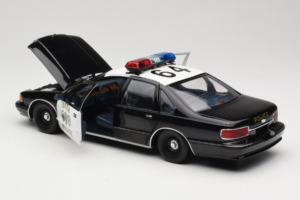 Chevrolet Caprice California Police UT Models 1:18 180142098 Diecast — photo 5 of 8