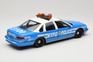 Chevrolet Caprice New York Police UT Models 1:18 180142097 Diecast — photo 3 of 8