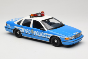 Chevrolet Caprice New York Police UT Models 1:18 180142097 Diecast — photo 6 of 8