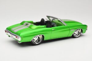 Chevrolet Chevelle SS Convertible Green Maisto 1:18 31099 Diecast — photo 3 of 8