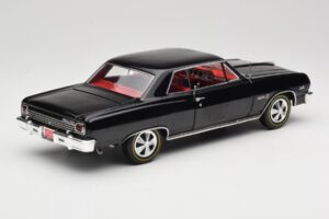 Chevrolet Chevelle Z-16 Black American Muscle 1:18 AMM1061/06 Diecast — photo 3 of 8