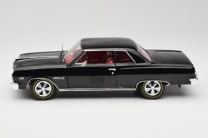 Chevrolet Chevelle Z-16 Black American Muscle 1:18 AMM1061/06 Diecast — photo 4 of 8