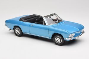 Chevrolet Corvair Monza Convertible Blue Road Signature 1:18 92498 Diecast — photo 6 of 8