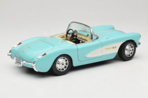 Chevrolet Corvette C1 Blue & White Bburago 1:18 3024-M2 Diecast — photo 3 of 8
