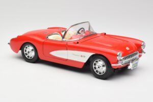 Chevrolet Corvette C1 Roadster Red Bburago 1:18 3024 Diecast — photo 6 of 8