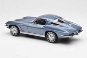 Chevrolet Corvette C2 Blue Grey Metallic AUTOart 1:18 71182 Diecast — photo 7 of 8