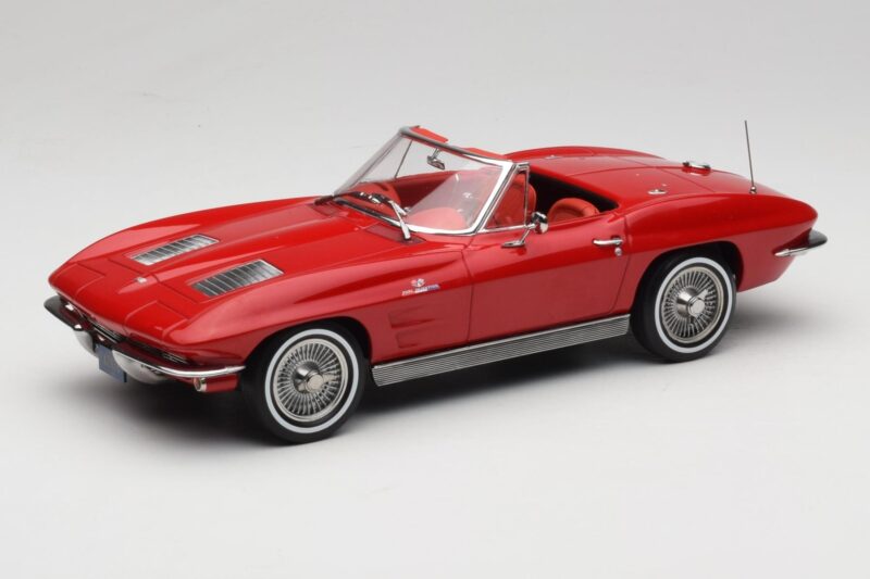 Chevrolet Corvette C2 Sting Ray Cabriolet Riverside Red Norev 1:18 189056 Diecast