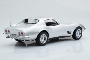 Chevrolet Corvette C3 Silver Norev 1:18 189032 Diecast — photo 2 of 6