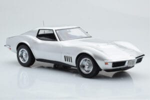 Chevrolet Corvette C3 Silver Norev 1:18 189032 Diecast — photo 4 of 6