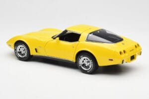 Chevrolet Corvette C3 Yellow UT Models 1:18 21074 Diecast — photo 7 of 8