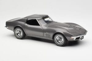 Chevrolet Corvette C3 Spider Laguna Grey Metallic AUTOart 1:18 71173 Diecast — photo 6 of 8