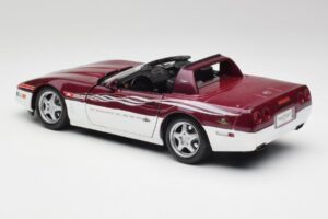 Chevrolet Corvette C4 Indy 500 Pace Car Maisto 1:18 56011 Diecast — photo 7 of 8