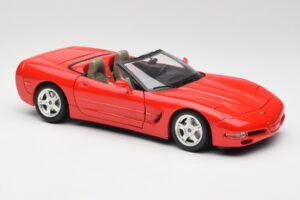 Chevrolet Corvette C5 Cabriolet Red Bburago 1:18 3076 Diecast — photo 6 of 8