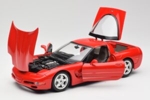 Chevrolet Corvette C5 Red Bburago 1:18 3066 Diecast — photo 2 of 8