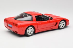 Chevrolet Corvette C5 Red Bburago 1:18 3066 Diecast — photo 3 of 8