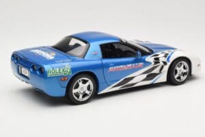 Chevrolet Corvette C5 Pace Car Rolex 24 at Daytona 1999 UT Models 1:18 39944 Diecast — photo 3 of 8
