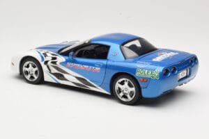 Chevrolet Corvette C5 Pace Car Rolex 24 at Daytona 1999 UT Models 1:18 39944 Diecast — photo 7 of 8