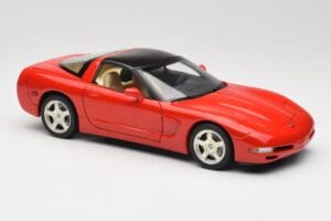 Chevrolet Corvette C5 Targa Red UT Models 1:18 21001 Diecast — photo 6 of 8