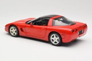 Chevrolet Corvette C5 Targa Red UT Models 1:18 21001 Diecast — photo 7 of 8