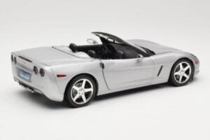 Chevrolet Corvette C6 Cabriolet Silver Hot Wheels 1:18 B6052 Diecast — photo 3 of 8
