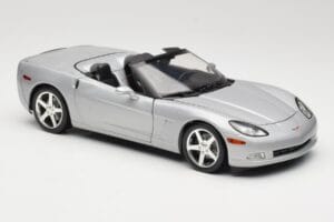 Chevrolet Corvette C6 Cabriolet Silver Hot Wheels 1:18 B6052 Diecast — photo 6 of 8