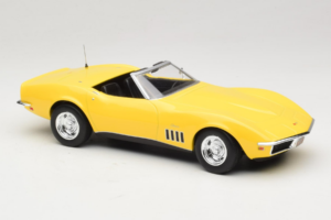 Chevrolet Corvette C3 Convertible Daytona Yellow Norev 1:18 189039 Diecast — photo 4 of 6