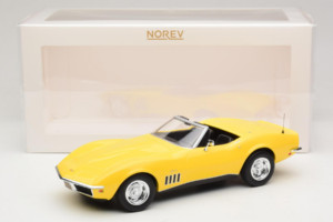 Chevrolet Corvette C3 Convertible Daytona Yellow Norev 1:18 189039 Diecast — photo 6 of 6