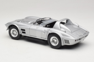Chevrolet Corvette Grand Sport Silver Fast & Furious Greenlight 1:18 12842 Diecast — photo 5 of 6