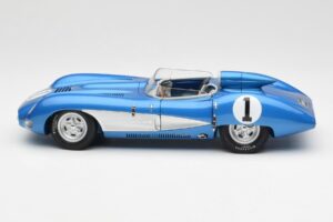 Chevrolet Corvette SS Blue AUTOart 1:18 71051 Diecast — photo 4 of 8