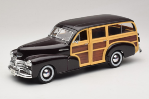 Chevrolet Fleetmaster Woody Black Maisto 1:18 56043 Diecast