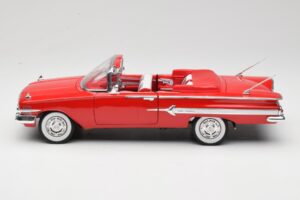 Chevrolet Impala Convertible Red Welly 1:18 9864W Diecast — photo 4 of 8