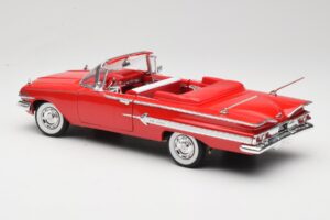 Chevrolet Impala Convertible Red Welly 1:18 9864W Diecast — photo 7 of 8