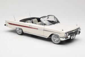 Chevrolet Impala Convertible White Sun Star 1:18 3405 Diecast — photo 6 of 8