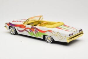 Chevrolet Impala Lowrider White Metallic Hot Wheels 1:18 27635 Diecast — photo 7 of 8