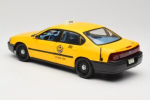 Chevrolet Impala Taxi Maisto 1:18 36617 Diecast — photo 7 of 8