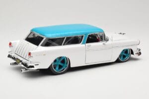 Chevrolet Nomad White Maisto 1:18 32613 Diecast — photo 3 of 8