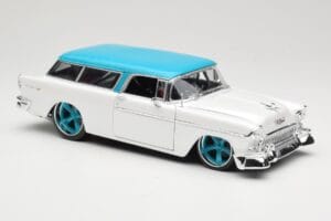 Chevrolet Nomad White Maisto 1:18 32613 Diecast — photo 6 of 8
