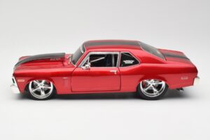 Chevrolet Nova SS Coupe Red Maisto 1:18 31083-M1 Diecast — photo 4 of 8