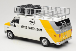 Opel Manta 400 Group B Rally Tour de Corse 1984 With Chevrolet G30 Service Van Otto 1:18 OT491 Resin — photo 8 of 13