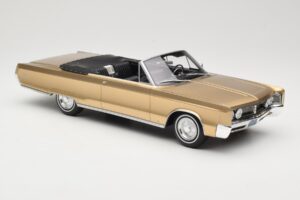 Chrysler Newport Convertible Gold Metallic BoS Models 1:18 BOS273 Resin — photo 4 of 6