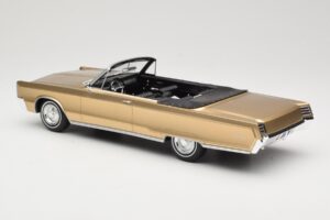 Chrysler Newport Convertible Gold Metallic BoS Models 1:18 BOS273 Resin — photo 5 of 6
