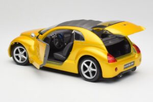 Chrysler Pronto Cruizer Gold Maisto 1:18 37800 Diecast — photo 5 of 8