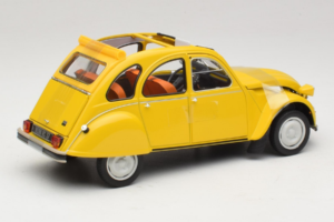 Citroen 2CV 6 Club Mimosa Yellow Norev 1:18 181496 Diecast — photo 2 of 6