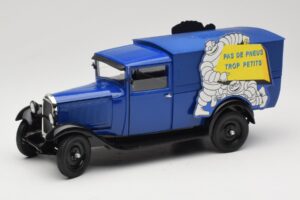 Citroen C4 F Pas de Pneus Trop Petit Blue Solido 1:18 151235-00 Diecast