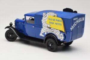 Citroen C4 F Pas de Pneus Trop Petit Blue Solido 1:18 151235-00 Diecast — photo 7 of 8