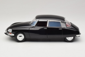Citroen DS Special Black Dickie Solido 1:18 S1800708 Diecast — photo 4 of 8