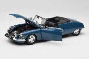 Citroen DS 19 Cabriolet Red Sun Star 1:18 4742 Diecast — photo 2 of 8
