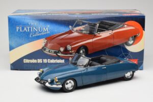 Citroen DS 19 Cabriolet Red Sun Star 1:18 4742 Diecast — photo 8 of 8