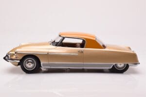 Citroen DS 19 Le Dandy Beige And Brown Norev 1:18 181741 Diecast — photo 3 of 6